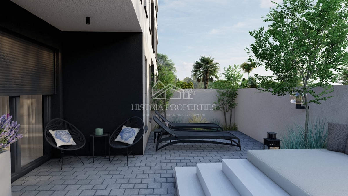 Novozgrajeno stanovanje z velikim dvoriščem v bližini centra Pulja in znatnimi ugodnostmi pri nakupu