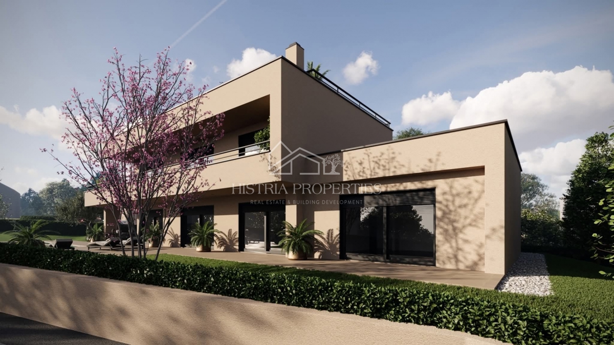 Strešna terasa z razgledom, jacuzzi in prostorna kakovostna vila v mestu z vsemi udobji