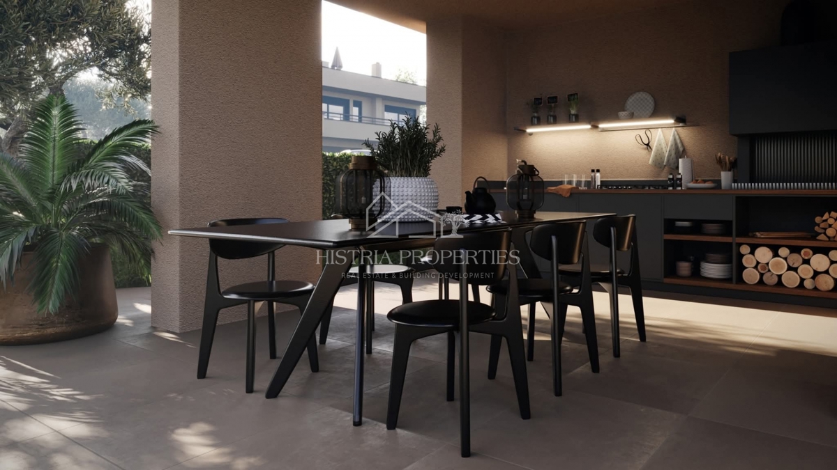 Strešna terasa z razgledom, jacuzzi in prostorna kakovostna vila v mestu z vsemi udobji