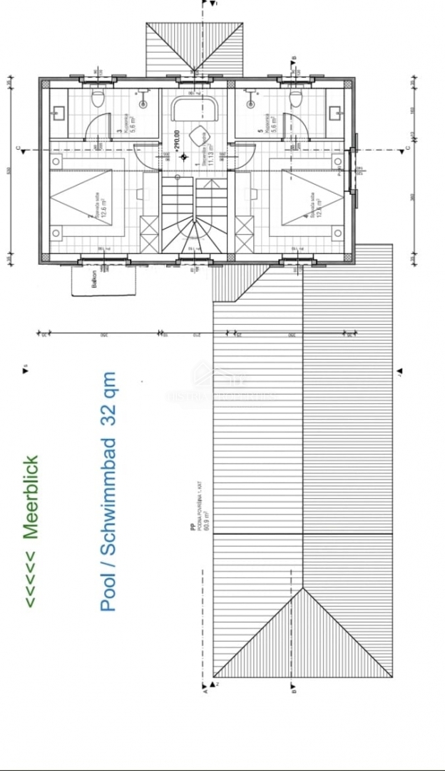 Casa con dettagli istriani riconoscibili e una splendida vista sul mare