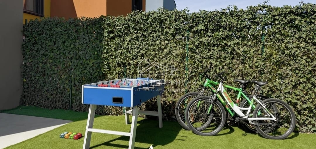 Moderna in opremljena hiša z bazenom, kategorizirana za turistični najem