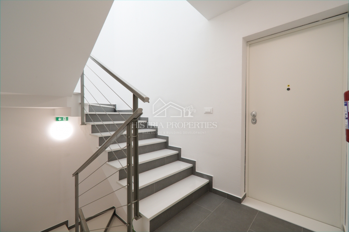 Družinsko stanovanje v novogradnji na lokaciji, ki izpolnjuje vse kriterije za harmonično življenje