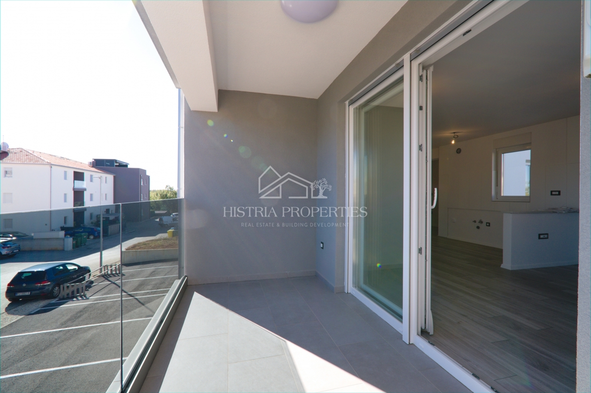 Družinsko stanovanje v novogradnji na lokaciji, ki izpolnjuje vse kriterije za harmonično življenje