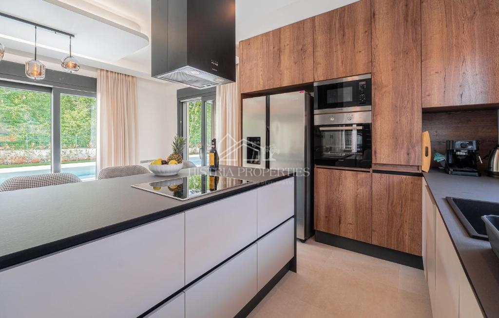 Udobna vila v predmestju Poreča