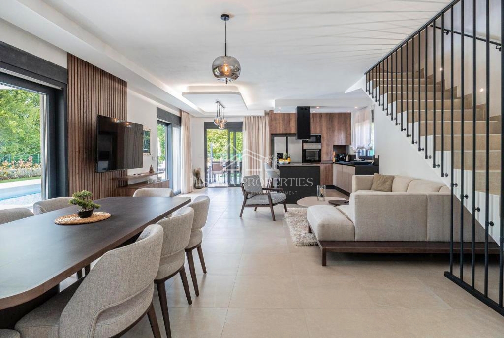 Udobna vila v predmestju Poreča