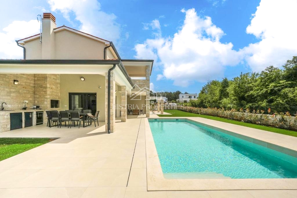 Udobna vila v predmestju Poreča