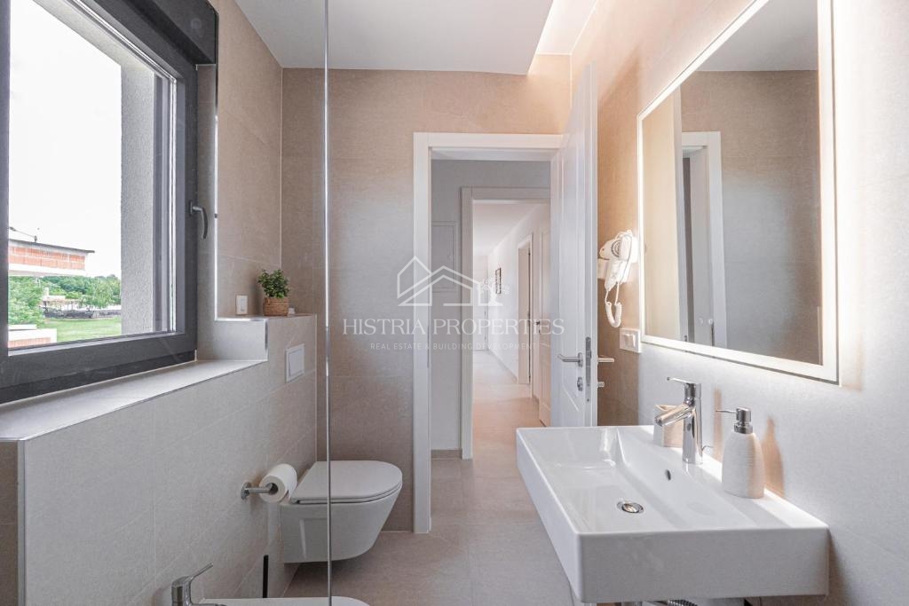 Udobna vila v predmestju Poreča