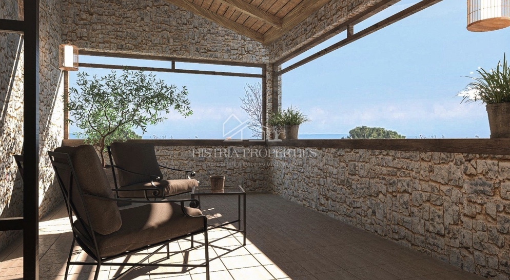 Izjemno privlačna hiša s prelivnim bazenom za vse ljubitelje osrednje Istre