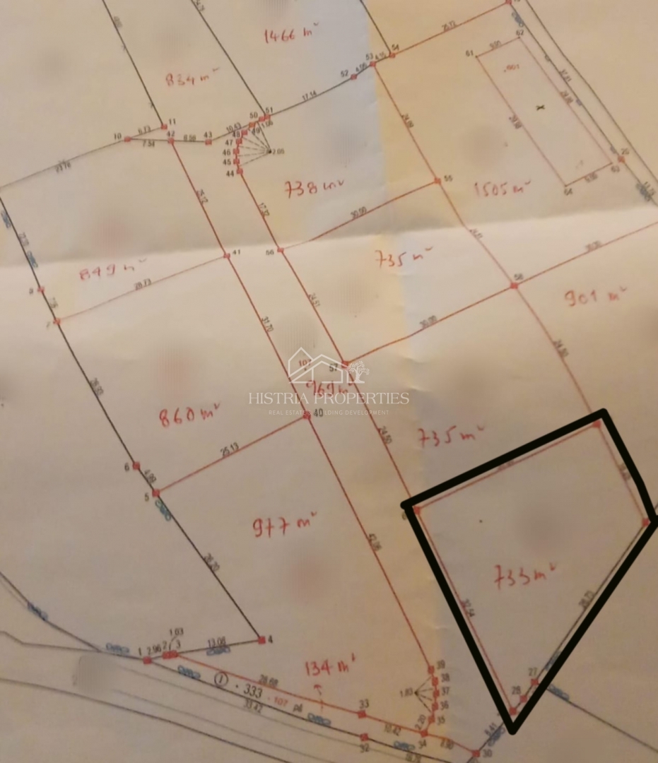 Pogled na morje in zemljišče z odličnim potencialom za gradnjo počitniške hiše