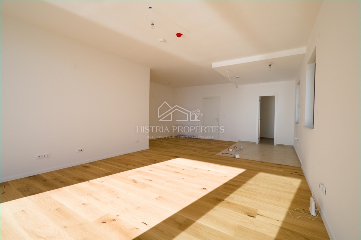 Morje, terasa in vrhunska pametna novogradnja na obali mesta Reka so edinstvena priložnost