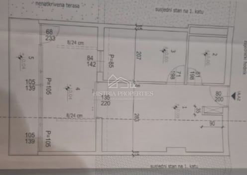 Znano turistično letovišče in prenovljeno stanovanje s teraso 300 m od morja