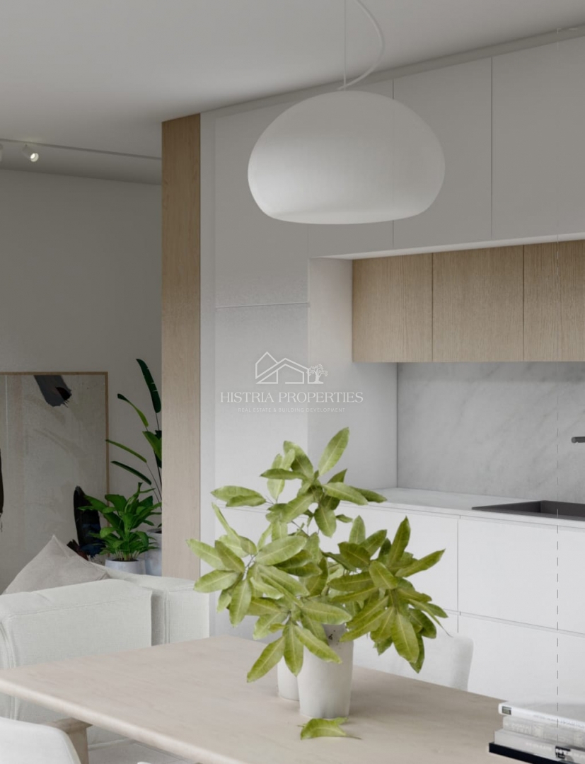 Prostorno in sončno stanovanje z veliko teraso v bližini Rovinja