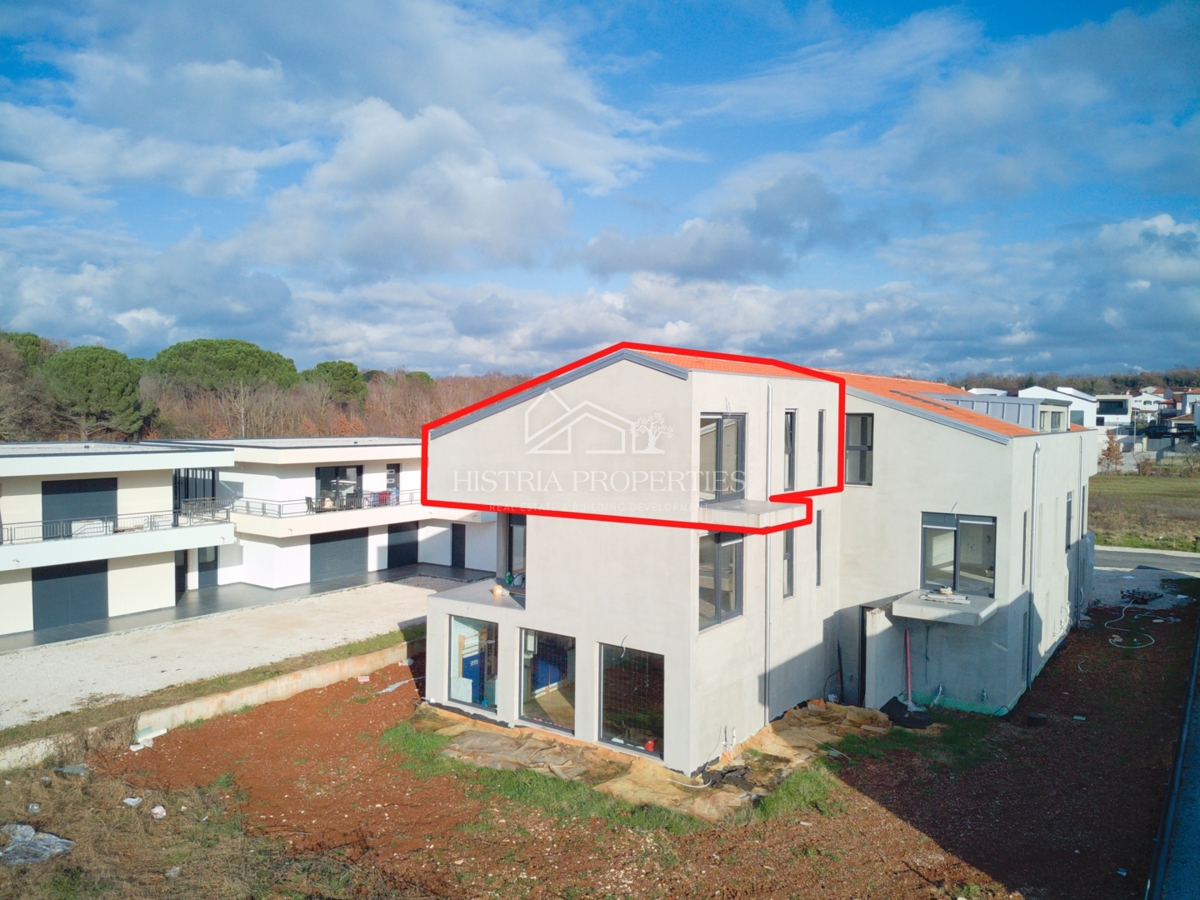 Blizu morja in udobno družinsko stanovanje v novogradnji v bližini Poreča