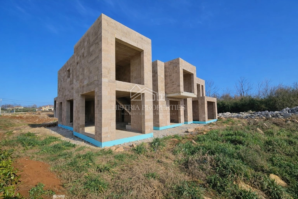 Nova moderna hiša in cena, ki ustreza kakovosti, 100 % ekološko grajena