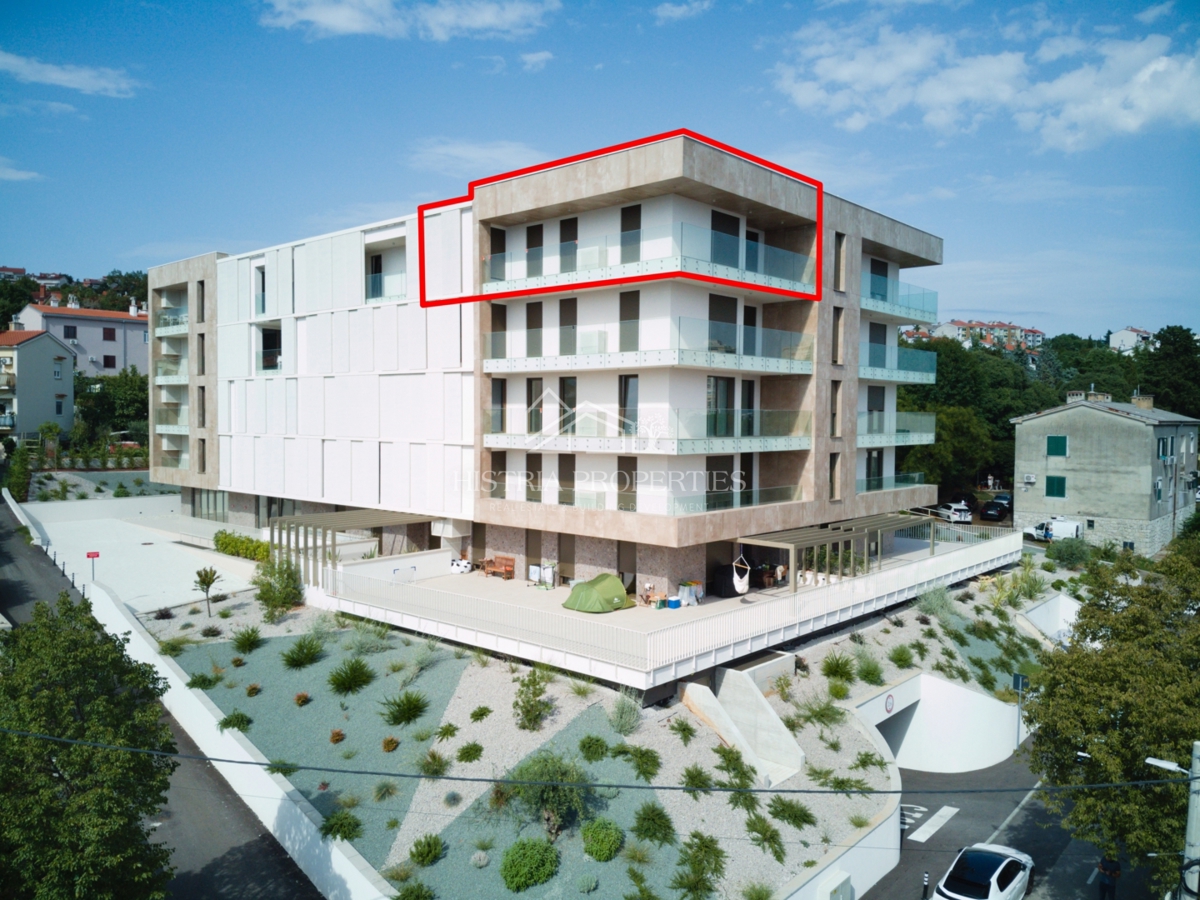 Brezhibno stanovanje v novogradnji najvišjega standarda s sanjsko teraso in razgledom, ki ga ne boste nikoli pozabili