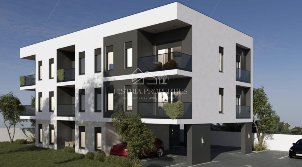 Odlično družinsko stanovanje s 2 spalnicami v novi stavbi v bližini centra Pulja