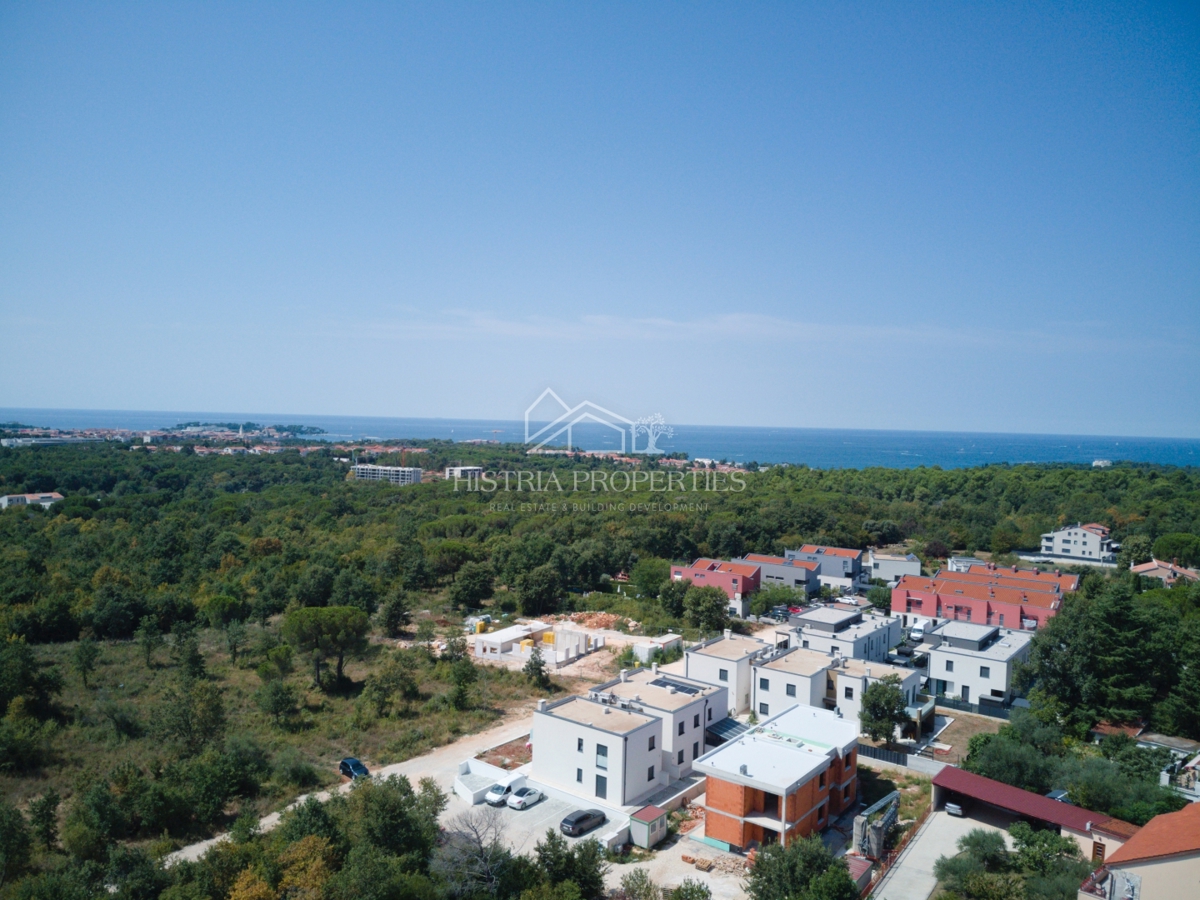 Novo moderno stanovanje s teraso, odlična družinska priložnost