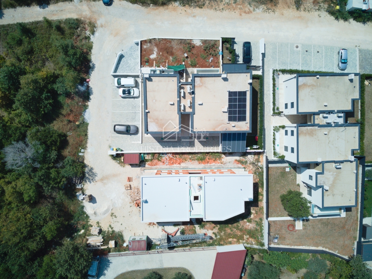 Novo moderno stanovanje s teraso, odlična družinska priložnost