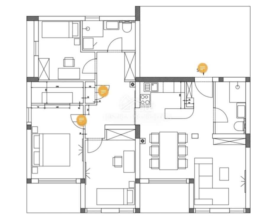 Udobno stanovanje s 3 spalnicami, opremljeno kuhinjo in 2 terasama