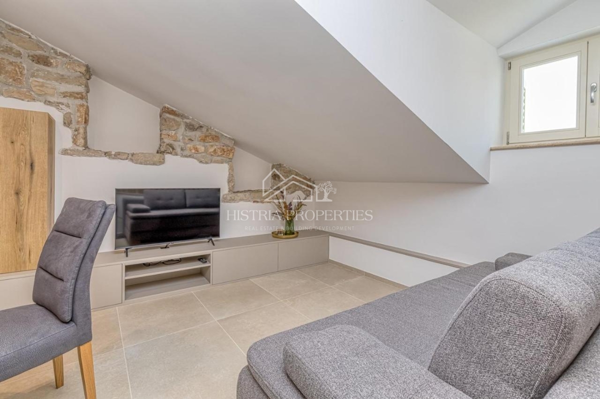 Staro jedro očarljivega istrskega mesteca in prenovljena istrska hiša za ljubitelje tradicije