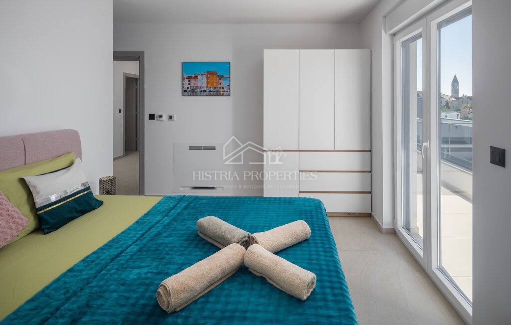 Nova vila modernega dizajna, popolnoma opremljena, na iskani lokaciji