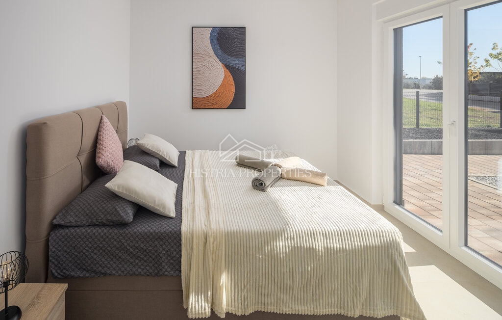 Nova vila modernega dizajna, popolnoma opremljena, na iskani lokaciji