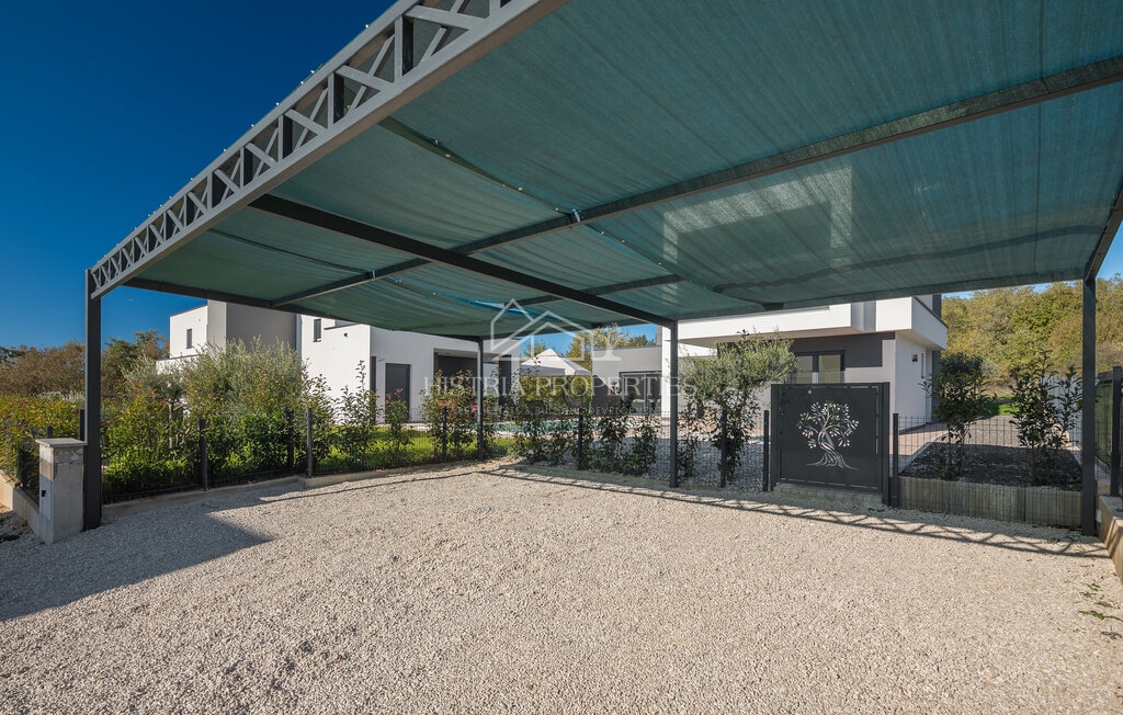 Nova vila modernega dizajna, popolnoma opremljena, na iskani lokaciji