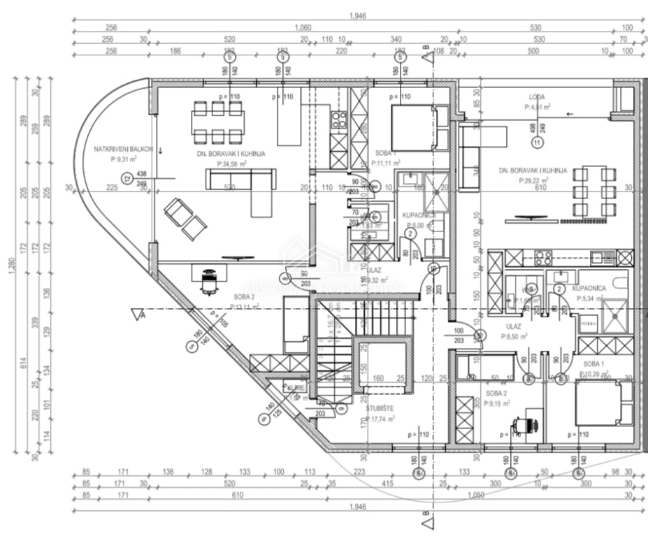 Apartma s teraso in pogledom na morje ter Alpe, le 1 km od plaže