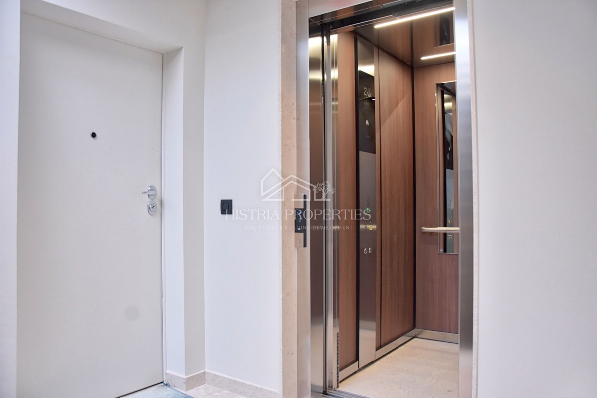 Penthouse, ki ima vse na vrhunski lokaciji v Poreču za sanjsko bivanje