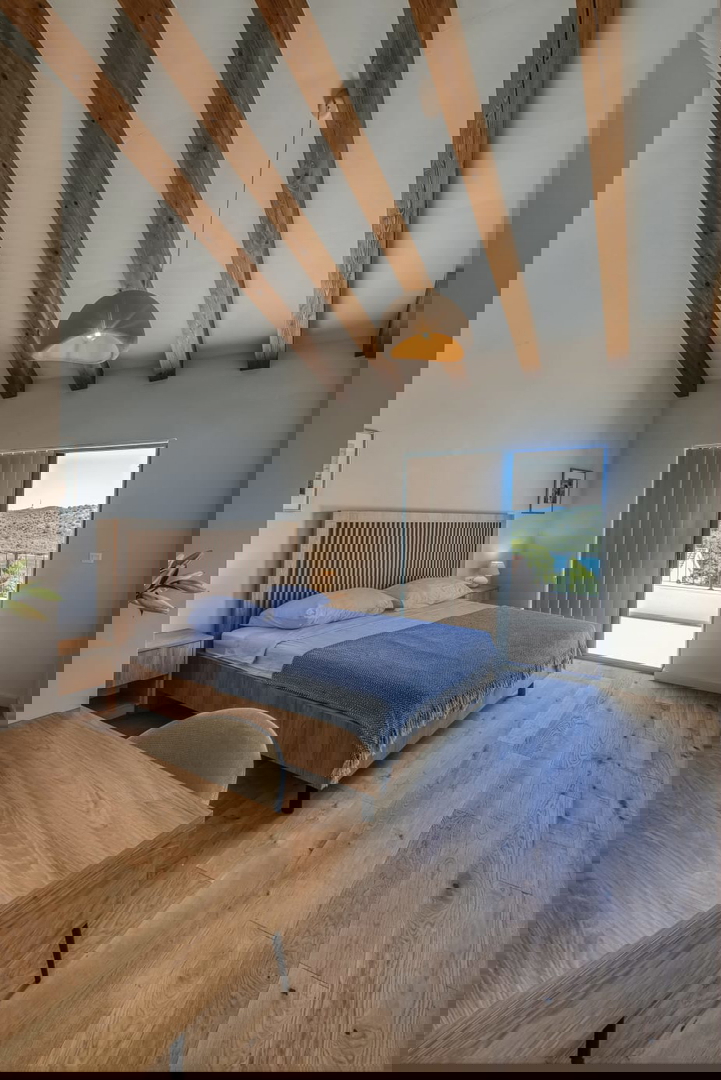 Sodobna vila z mediteranskim šarmom in pogledom na morje – Mali Iž