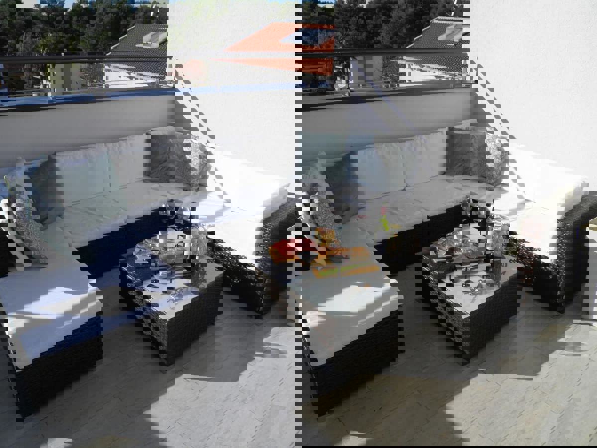 Trosoben dvonadstropni penthouse - priložnost