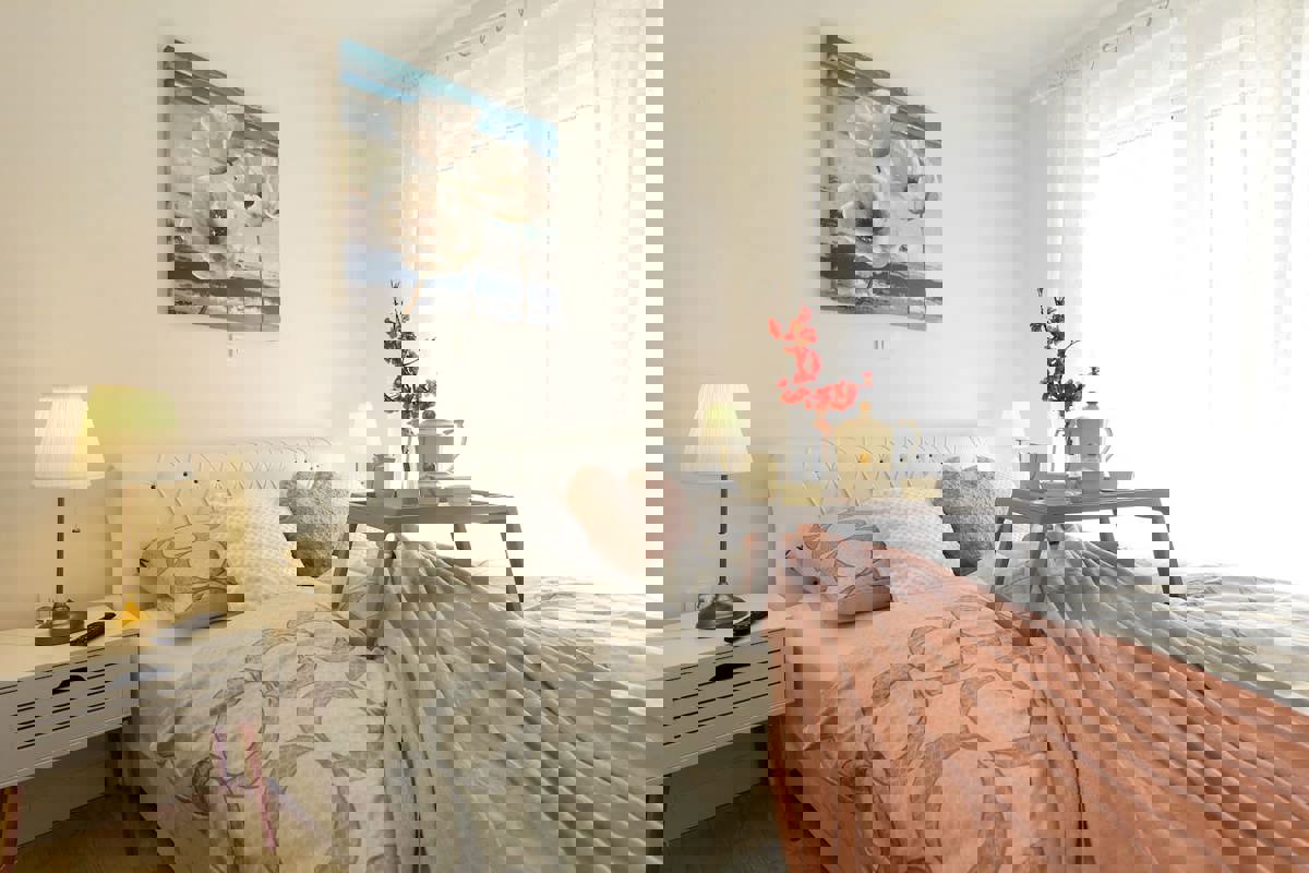 Trosoben dvonadstropni penthouse - priložnost