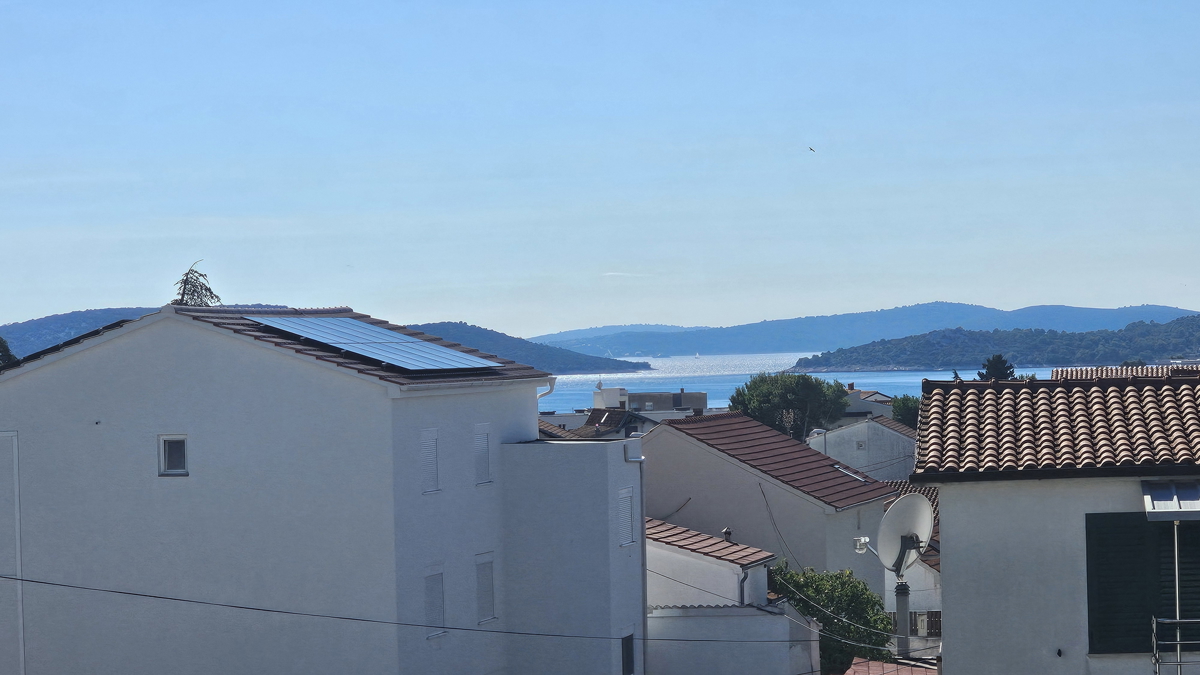 Prostorno štiriprostorsko stanovanje z vrtom - novogradnja