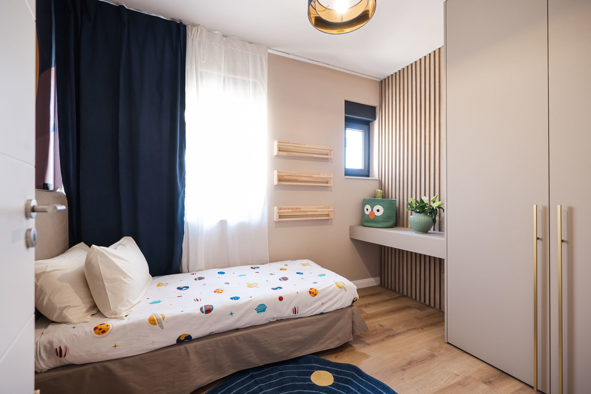 Luksuzni dvonadstropni penthouse s strešno teraso