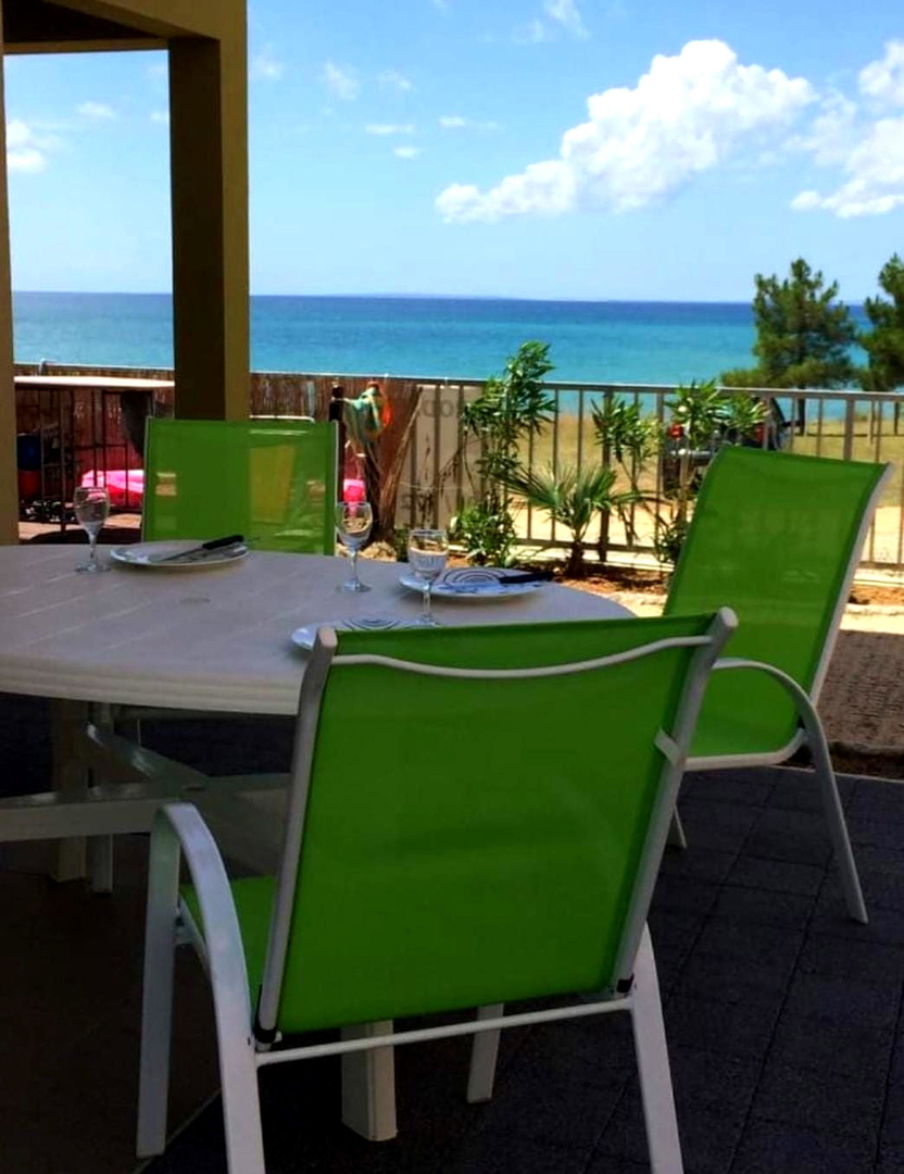 Investicija in življenje ob morju: stanovanje v Povljani s parkirnim mestom