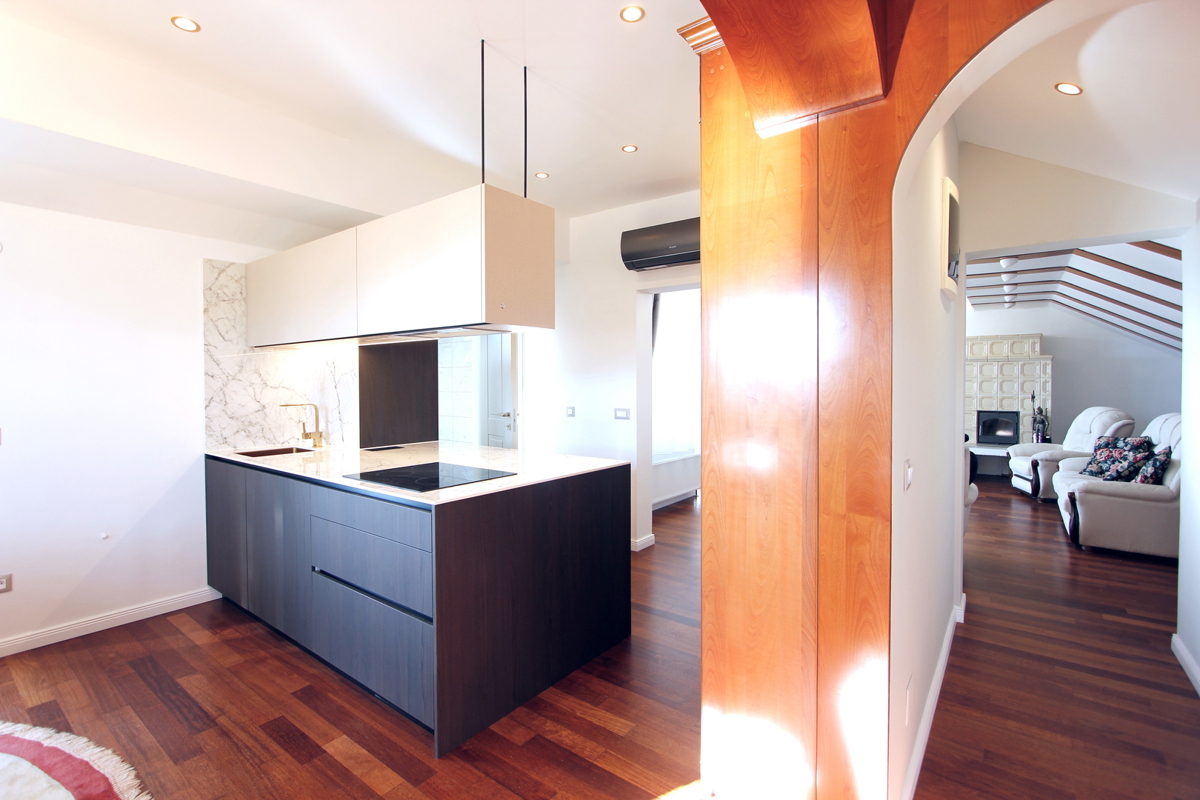 Prostorno stanovanje s panoramskim razgledom