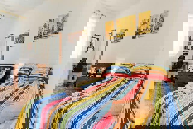 Kamnita hiša, primerna za turistični najem