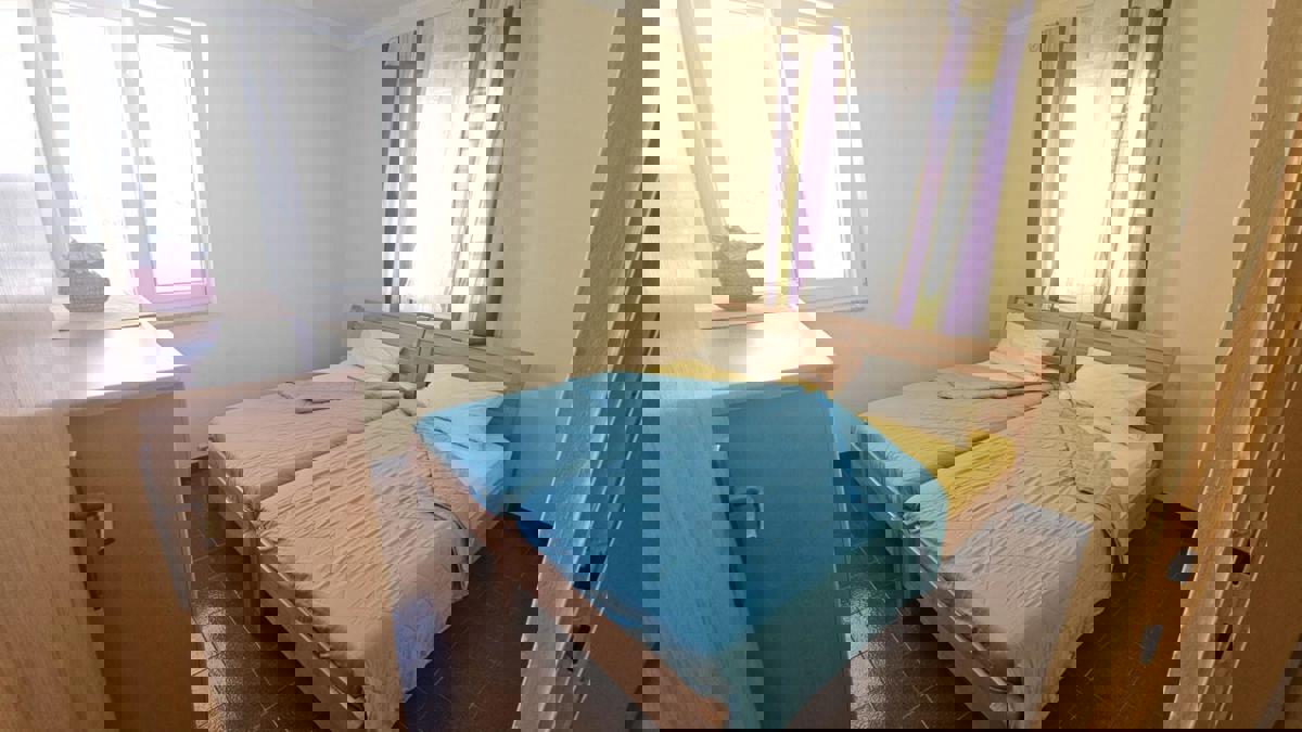 Hiša v prvem vrsti ob morju in plaži