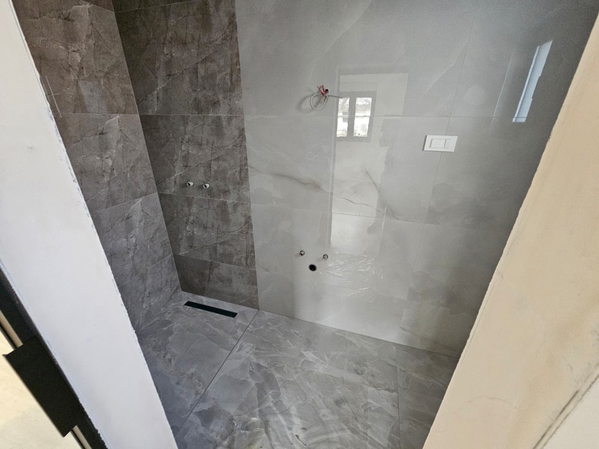 Moderna pritlična hiša v bližini Zadra