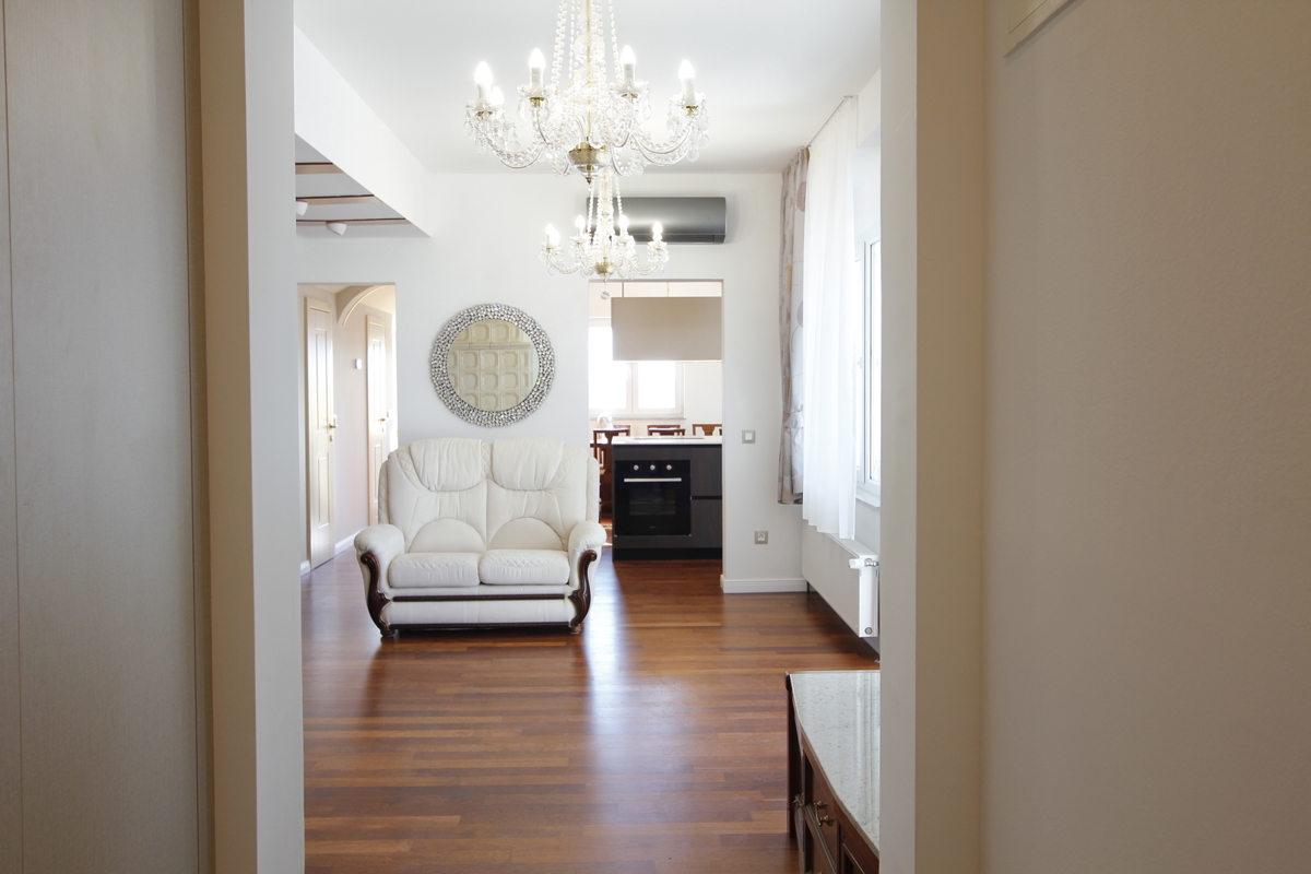 Prostorno stanovanje s panoramskim razgledom