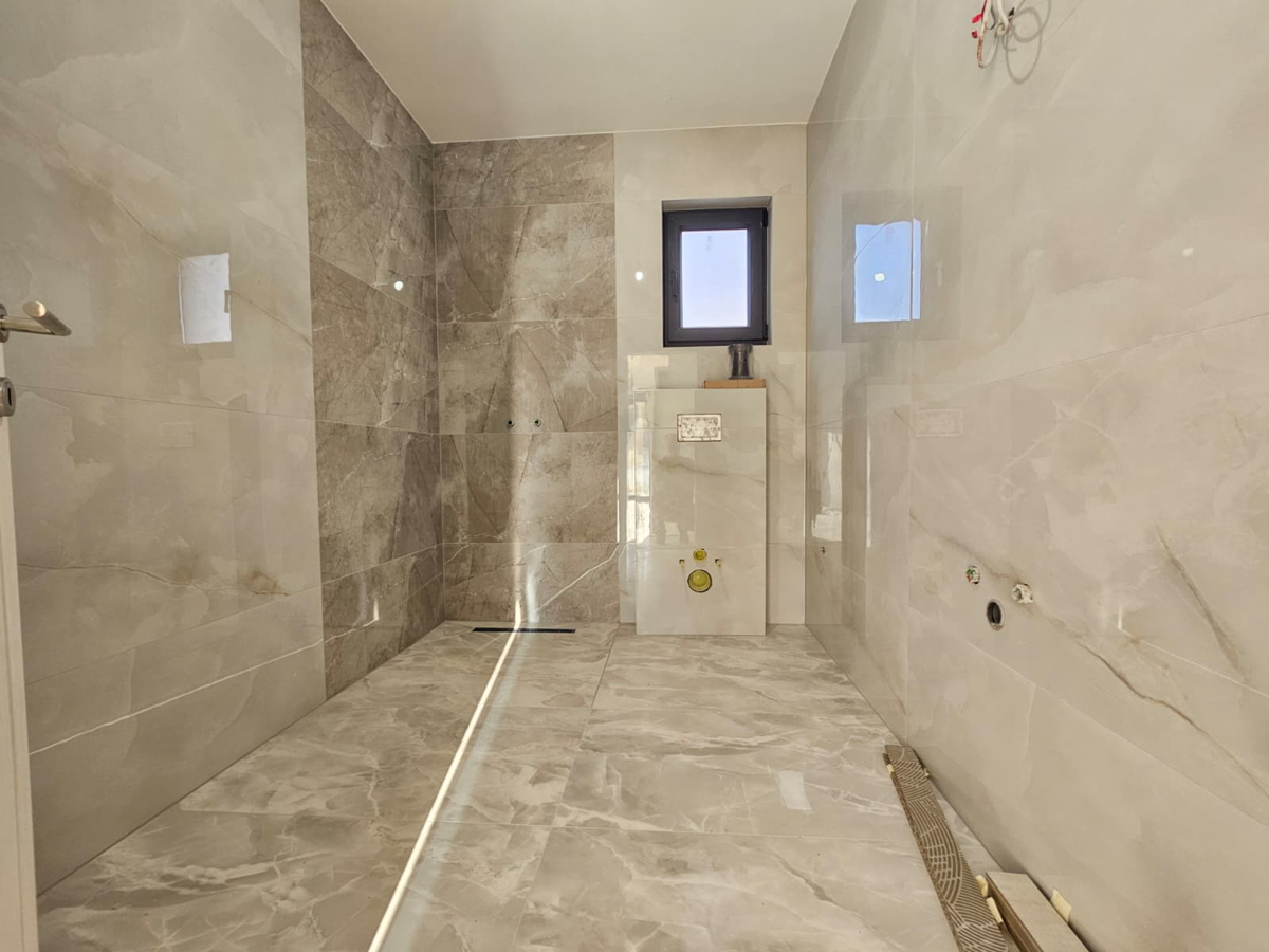 Moderna pritlična hiša v bližini Zadra