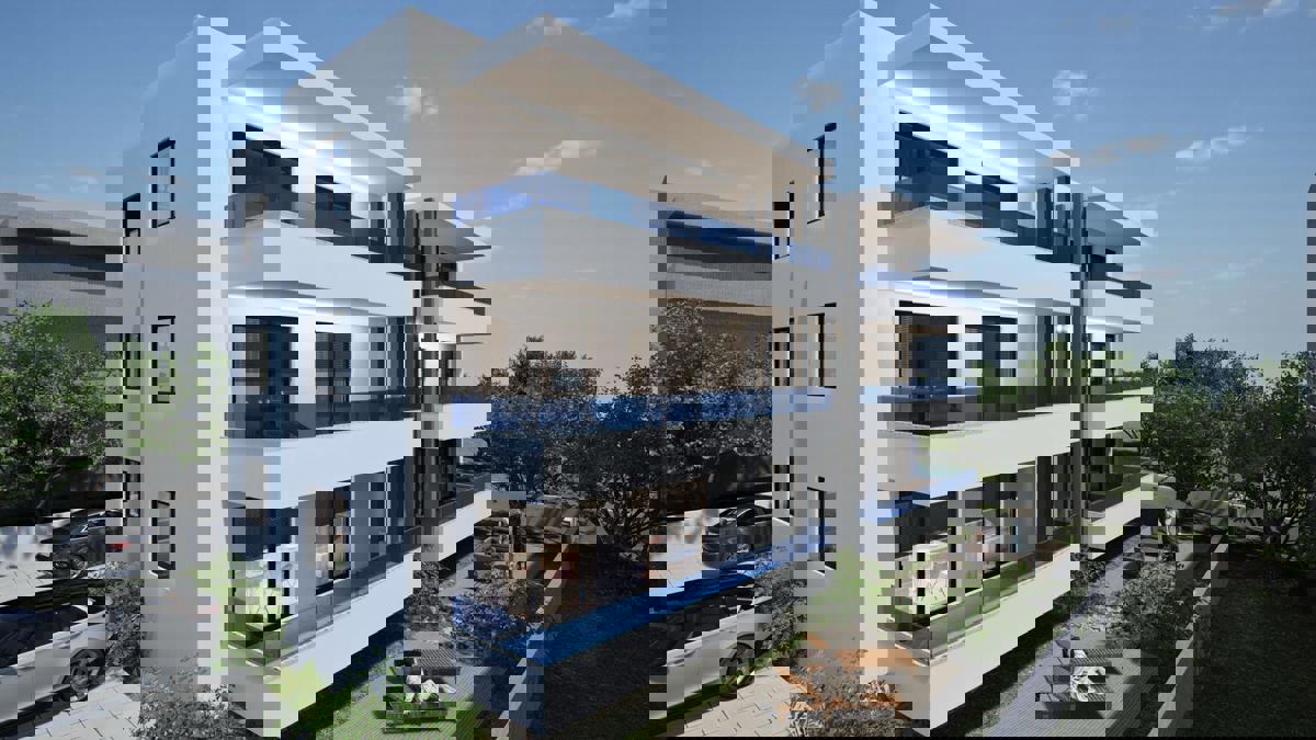 Novogradnja v bližini morja in plaže