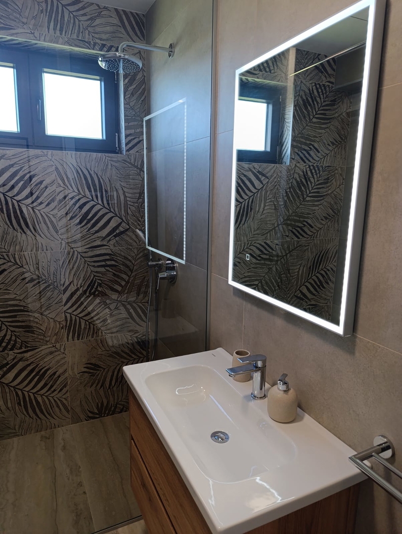 Prvi vrsti do morja - luksuzni penthouse