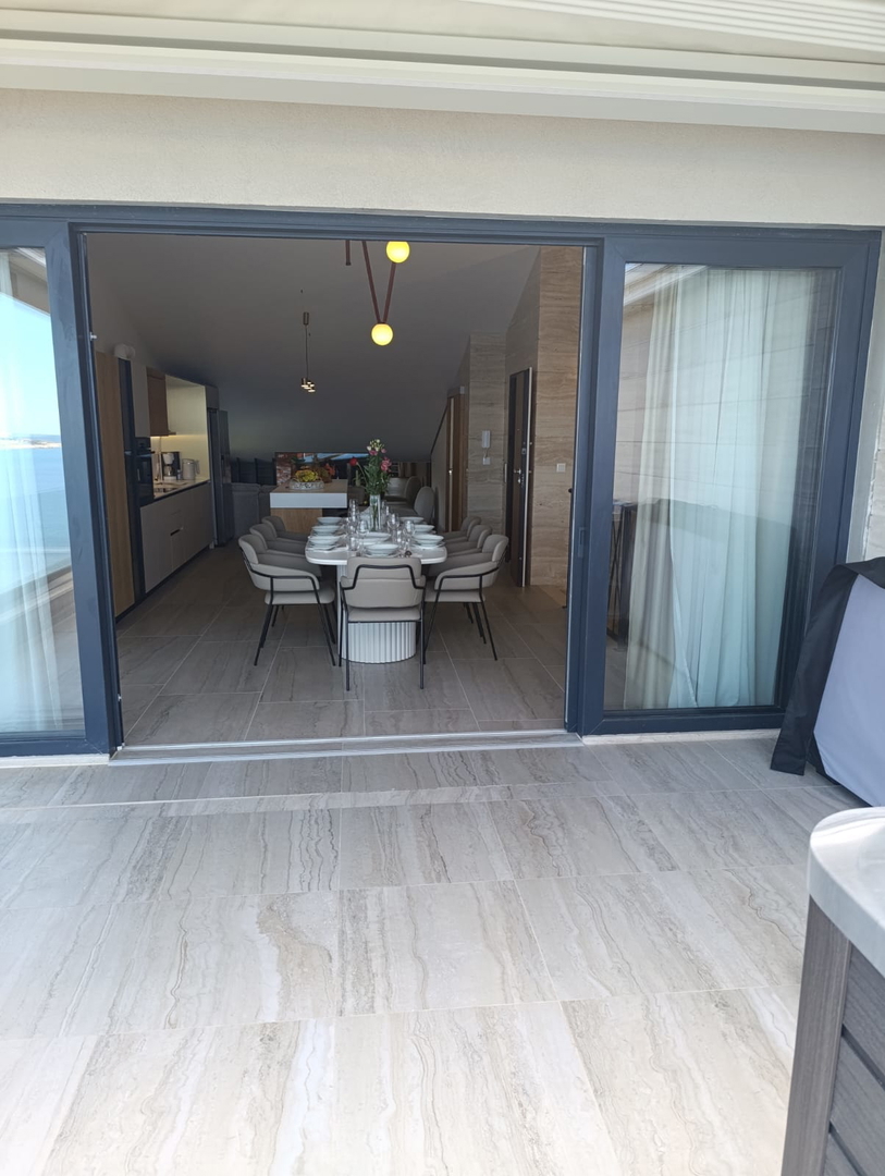 Prvi vrsti do morja - luksuzni penthouse