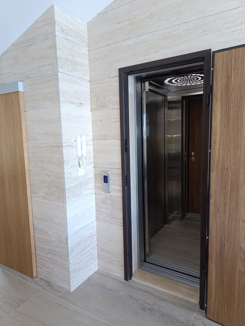 Prvi vrsti do morja - luksuzni penthouse