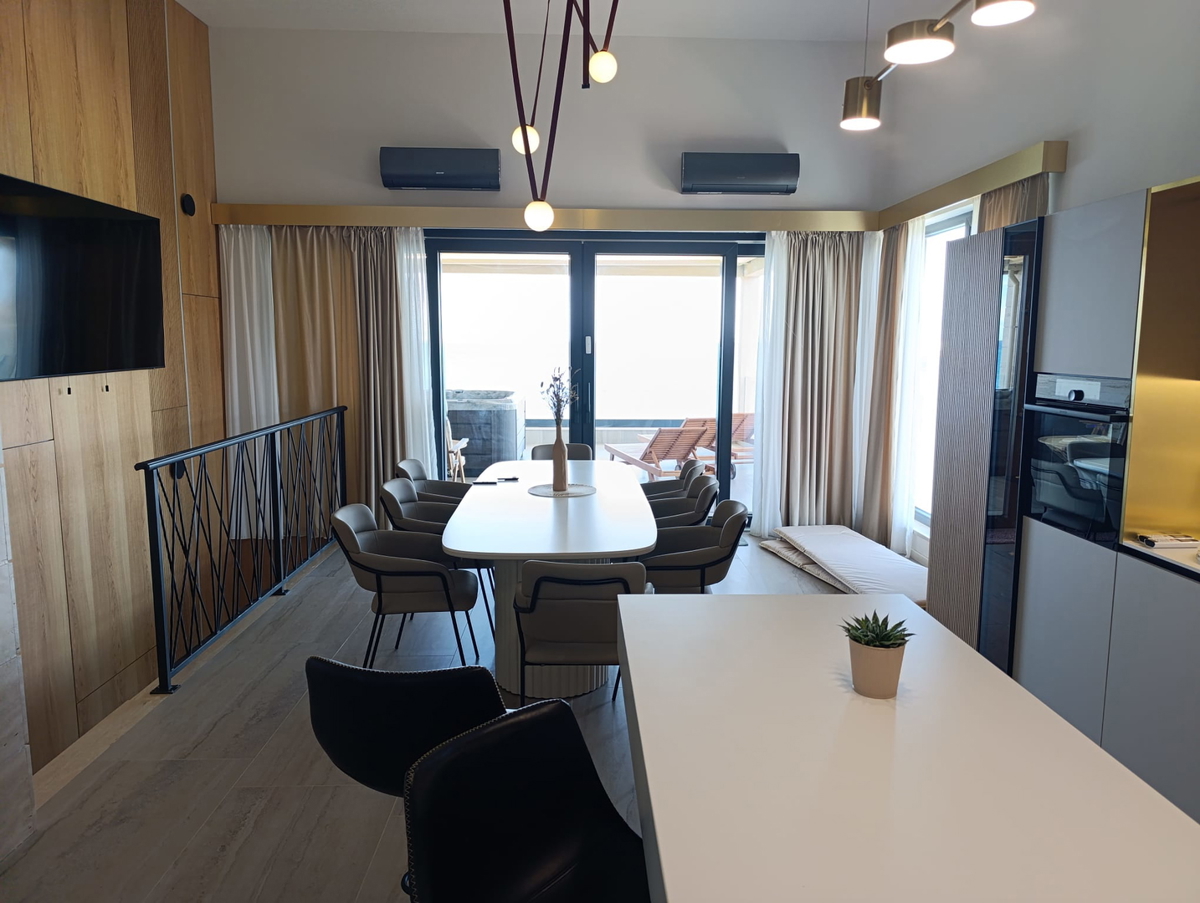 Prva vrsta ob morju - luksuzni penthouse