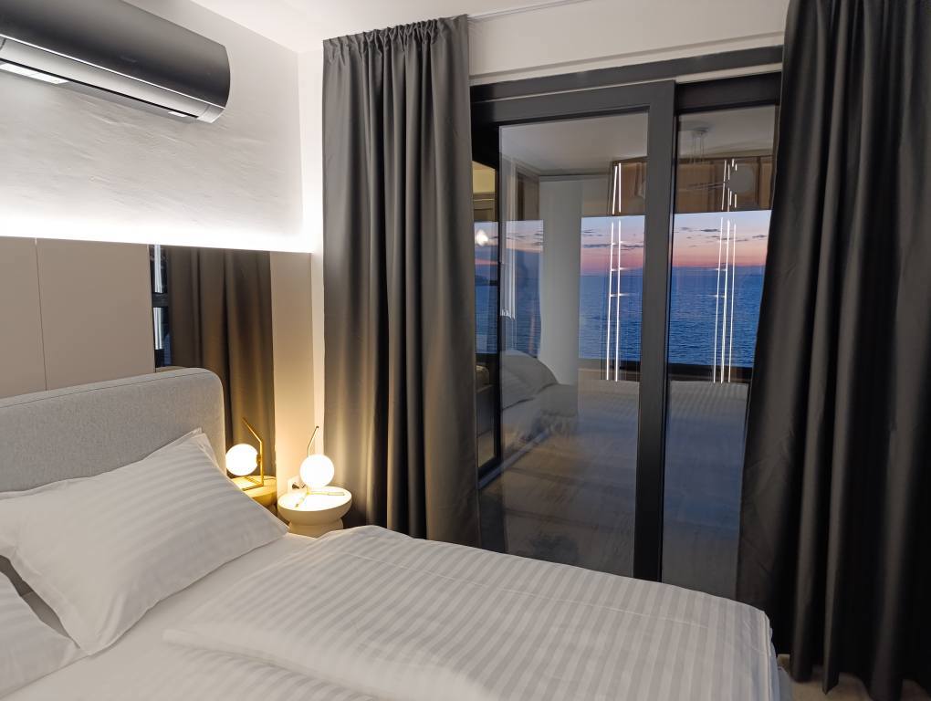 Prva vrsta ob morju - luksuzni penthouse