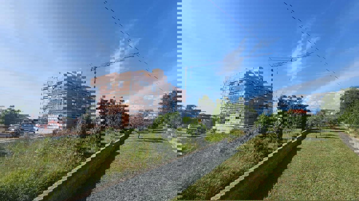 Moderen apartma v neposredni bližini morja