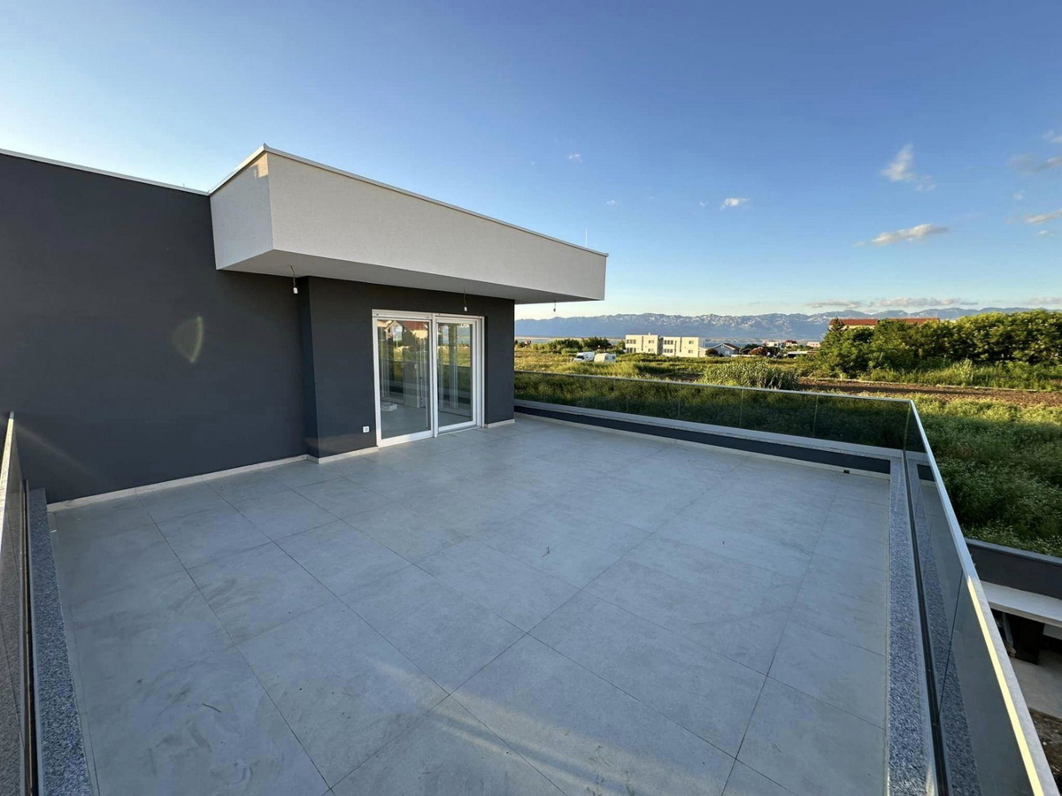 Penthouse s pogledom na morje