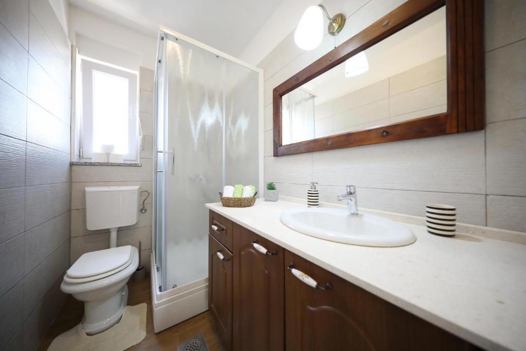 Dve moderni apartmajski hiši s bazenom in savno v Zadru